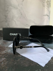 Sunglass