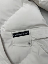 Load image into Gallery viewer, Jacket