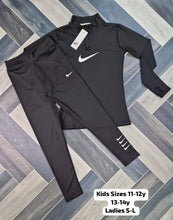 Load image into Gallery viewer, Tracksuit