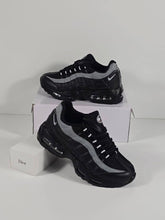 Load image into Gallery viewer, Shoes