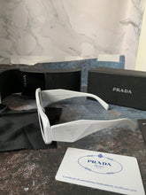 Load image into Gallery viewer, Sunglass