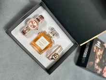 Load image into Gallery viewer, Perfume