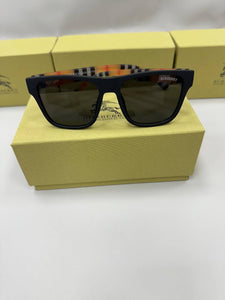Sunglass