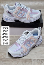 Load image into Gallery viewer, Shoes