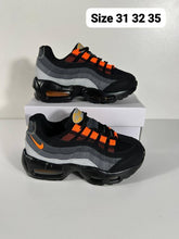 Load image into Gallery viewer, Shoes