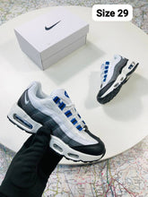 Load image into Gallery viewer, Shoes