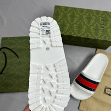 Load image into Gallery viewer, Slipper