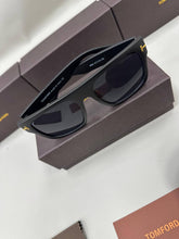 Load image into Gallery viewer, Sunglass