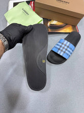 Load image into Gallery viewer, Slipper