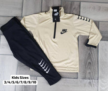 Load image into Gallery viewer, Tracksuit