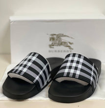 Load image into Gallery viewer, Slipper