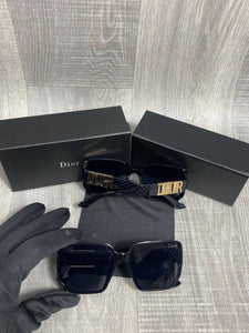 Sunglass