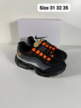 Load image into Gallery viewer, Shoes