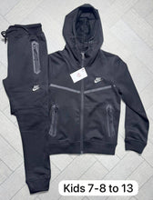 Load image into Gallery viewer, Tracksuit
