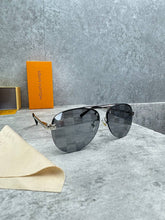 Load image into Gallery viewer, Sunglass
