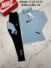 Load image into Gallery viewer, Tracksuit women