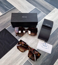 Load image into Gallery viewer, Sunglass