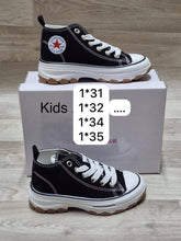Load image into Gallery viewer, Shoes