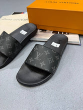 Load image into Gallery viewer, Slipper