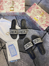 Load image into Gallery viewer, Slipper women