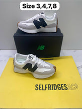 Load image into Gallery viewer, Shoes