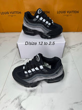 Load image into Gallery viewer, Shoes
