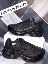 Load image into Gallery viewer, Shoes boy