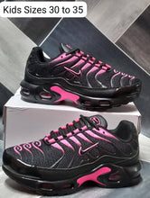 Load image into Gallery viewer, Shoes boy