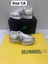 Load image into Gallery viewer, Shoes