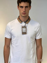 Load image into Gallery viewer, Tshirt