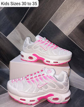 Load image into Gallery viewer, Shoes boy