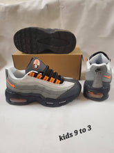 Load image into Gallery viewer, Shoes
