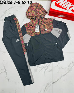 Trackuit boy