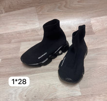 Load image into Gallery viewer, Shoes