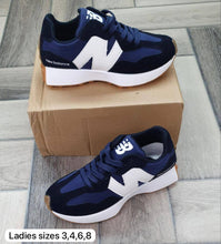 Load image into Gallery viewer, Shoes