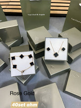 Load image into Gallery viewer, Necklace