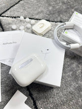 Load image into Gallery viewer, Airpod