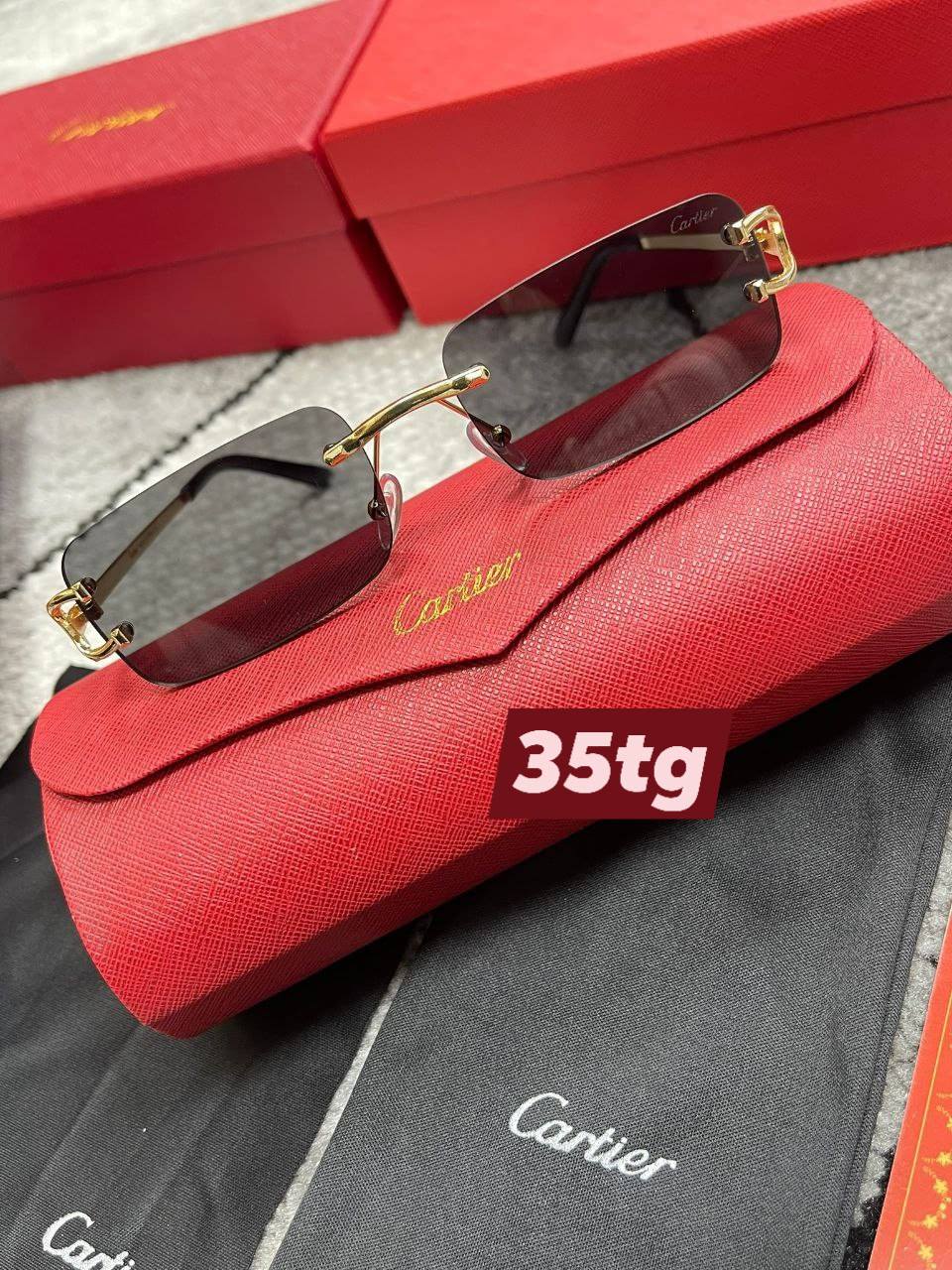 Sunglass