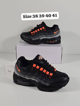 Load image into Gallery viewer, Shoes