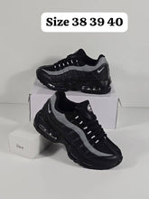 Load image into Gallery viewer, Shoes