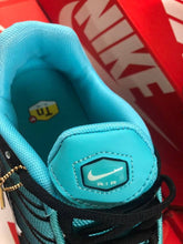 Load image into Gallery viewer, Shoes women