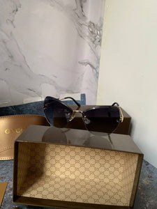 Sunglass