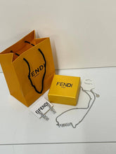 Load image into Gallery viewer, Necklace
