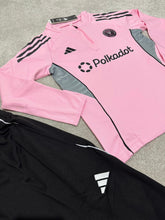 Load image into Gallery viewer, Tracksuit boy
