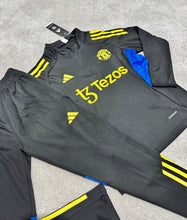 Load image into Gallery viewer, Tracksuit