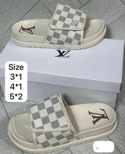 Load image into Gallery viewer, Slipper
