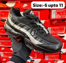 Load image into Gallery viewer, Shoes