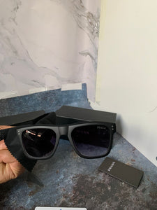 Sunglass