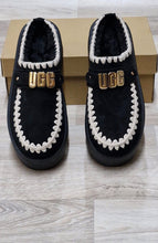 Load image into Gallery viewer, Shoes