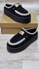 Load image into Gallery viewer, Shoes